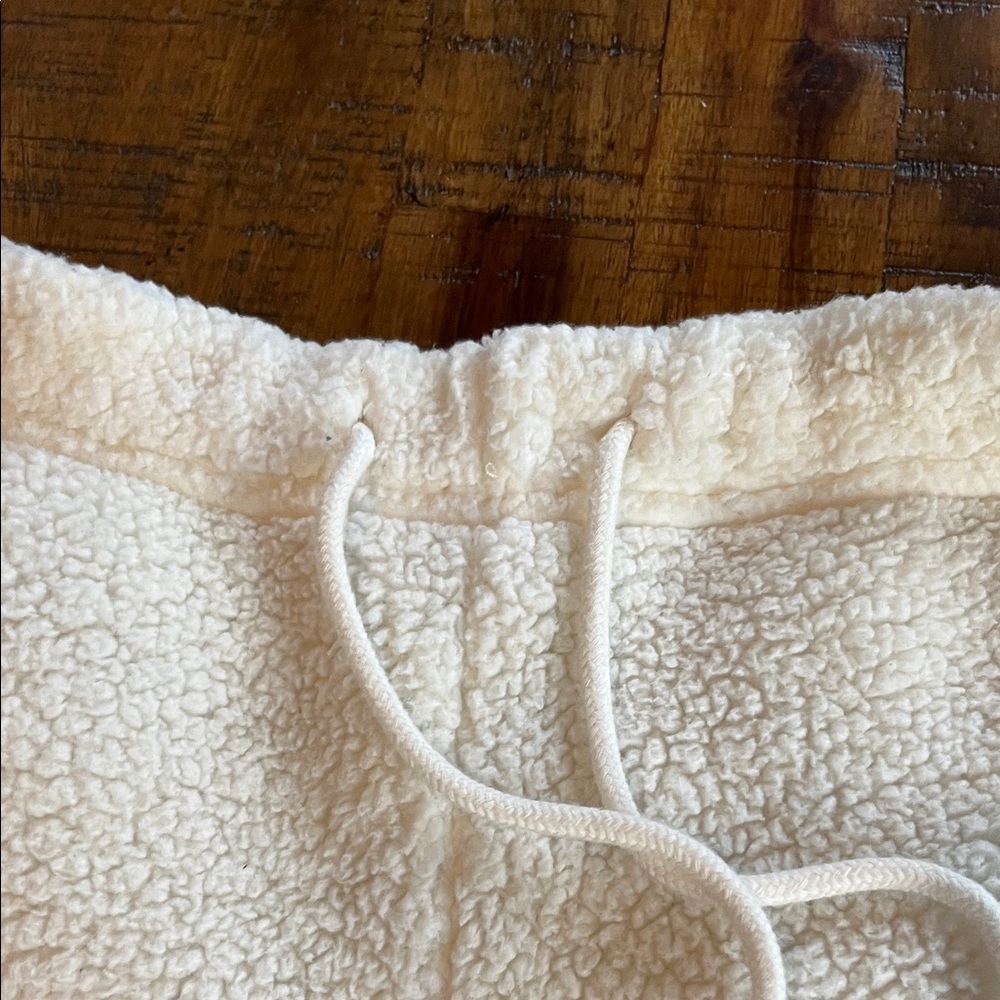Gilly Hicks Cream Fleece Hoodie and Shorts Set - Picture 9 of 11